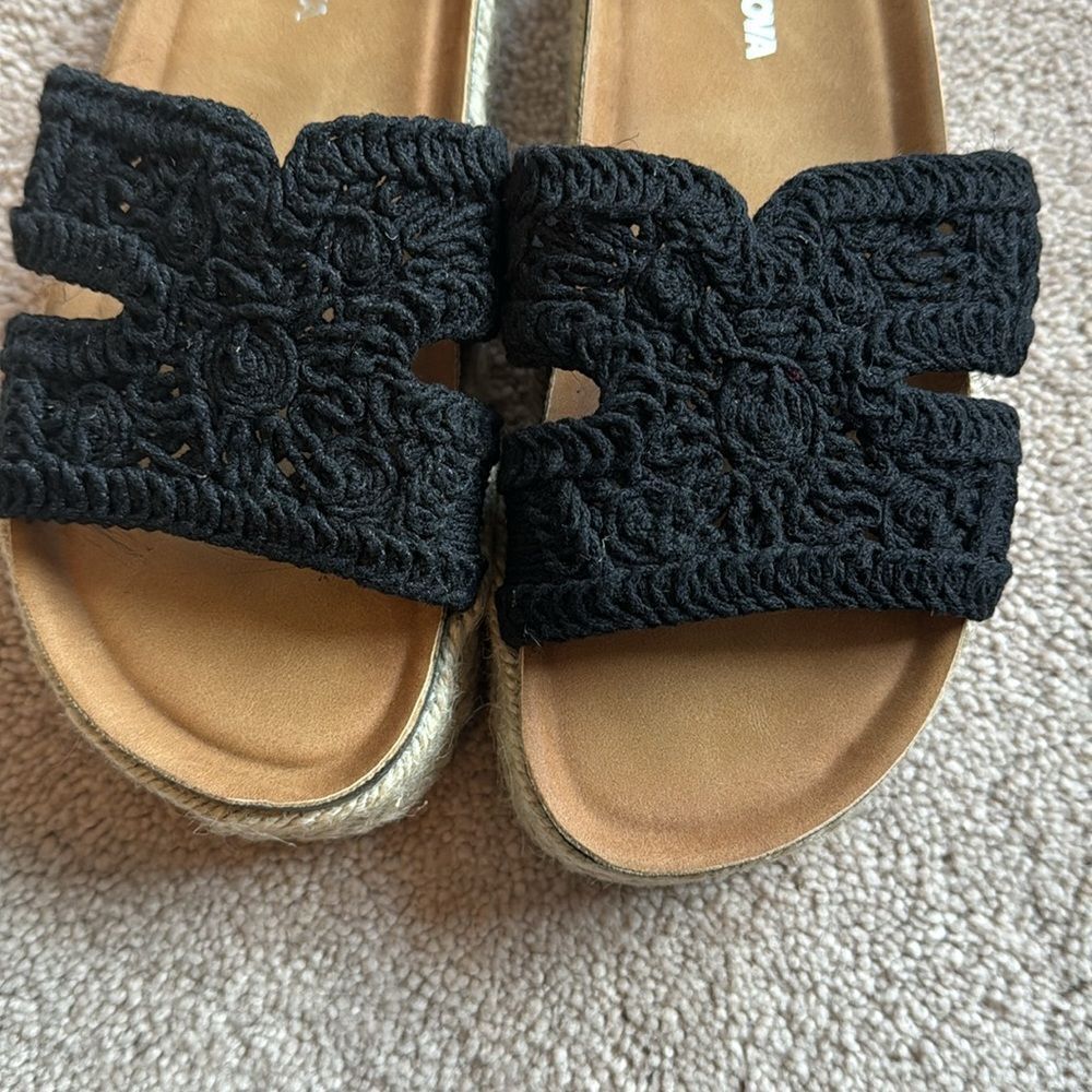 Platform sandals - Picture 6 of 6